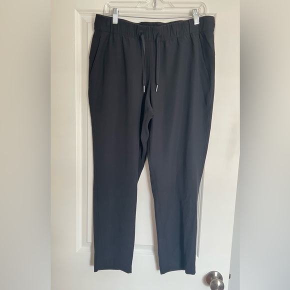 Lululemon On The Fly Pants - Picture 2 of 7